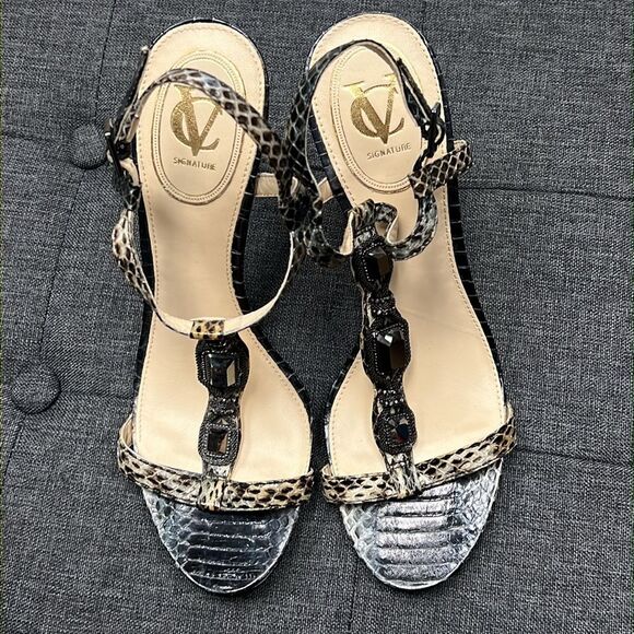 * Vince Camuto Signature Daria heels - Picture 5 of 5